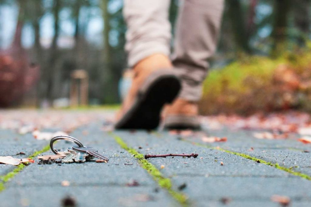Perdí las llaves de casa: primeros pasos antes de llamar a un cerrajero
